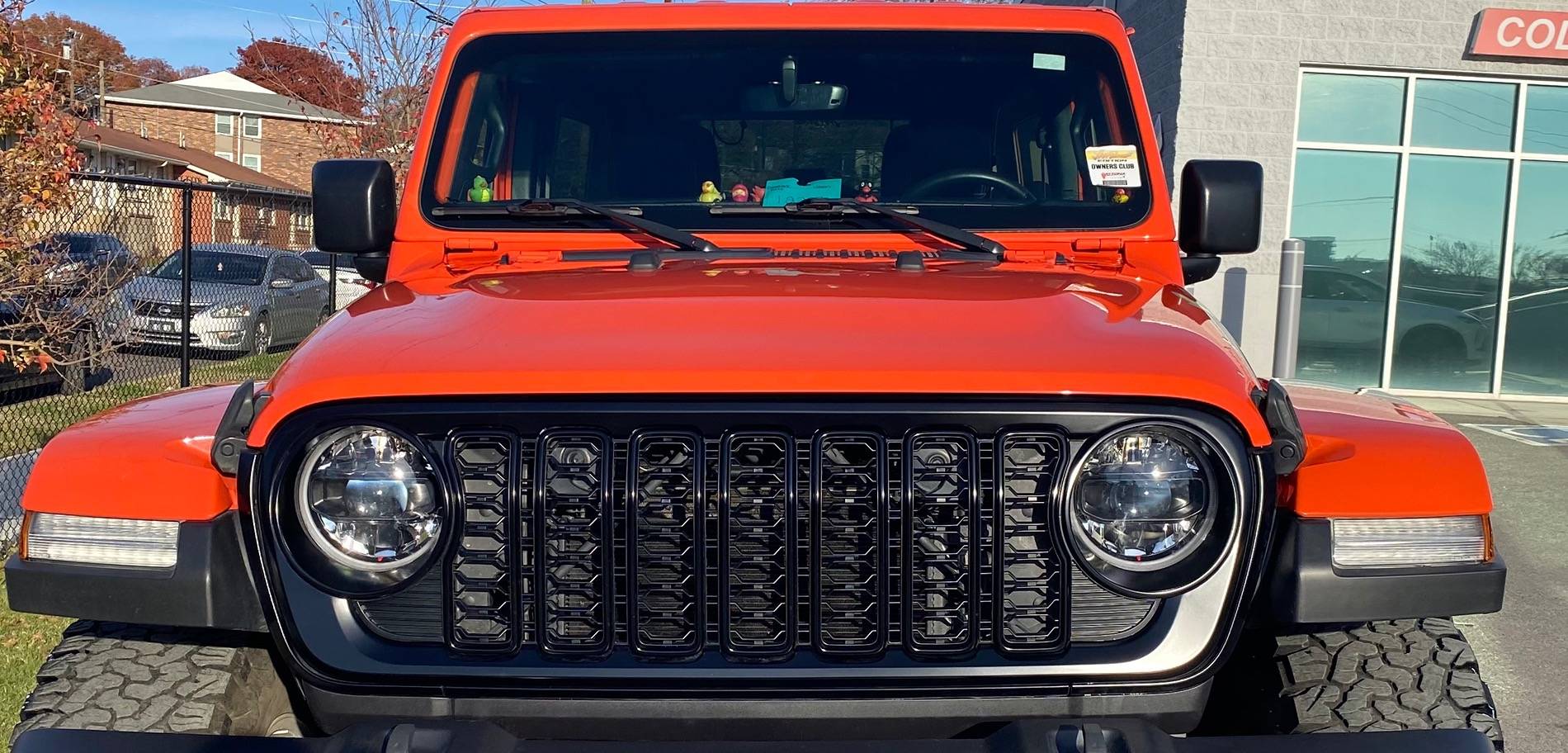 Jeep Wrangler JL looking for a 2024 grill 75434716749__AA109850-E2AD-4D4F-B84C-09F09D4027E3