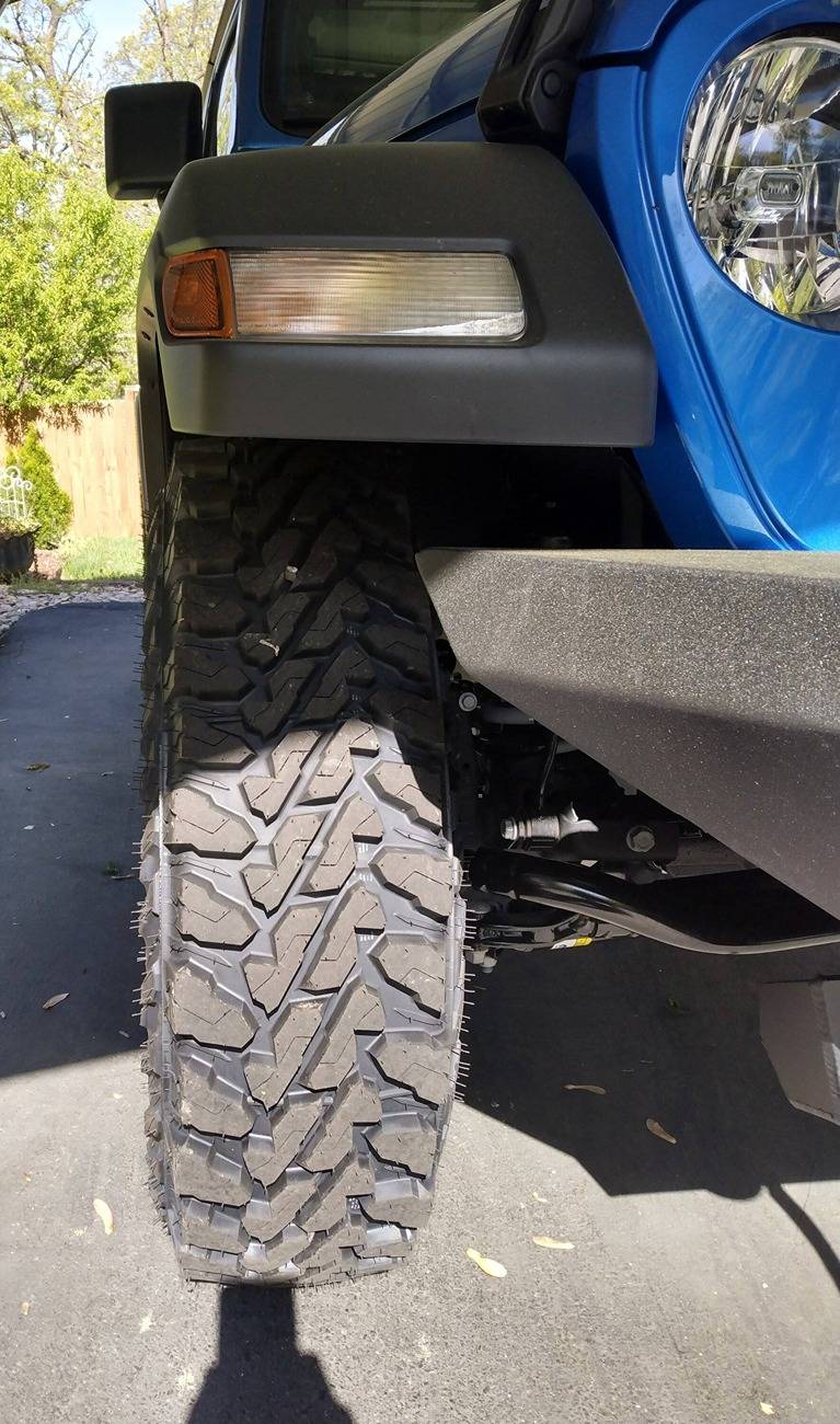 Jeep Wrangler JL Tire Poke Pics jeep2HDR