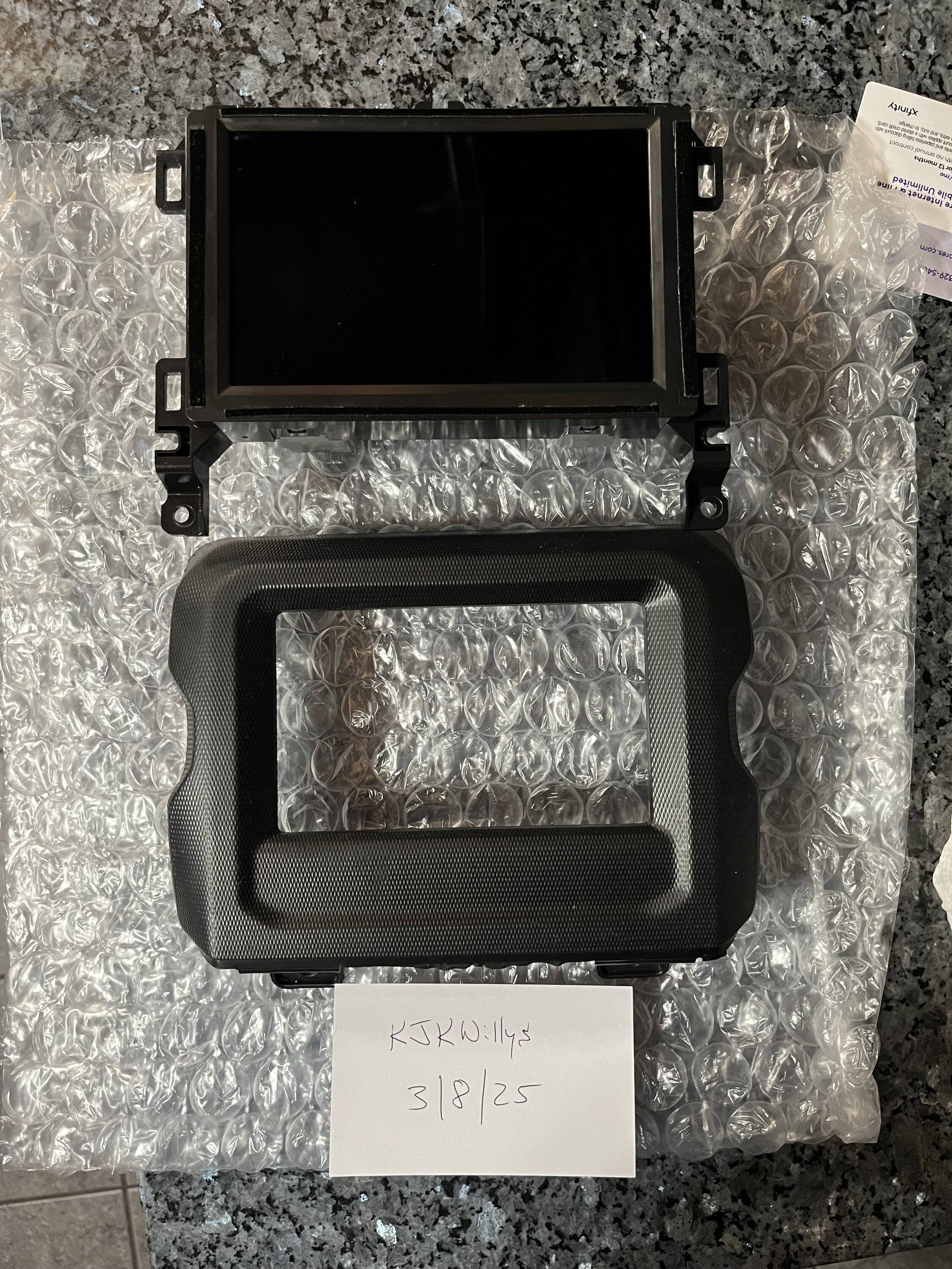 Jeep Wrangler JL UConnect 7.0 Radio IMG_8407