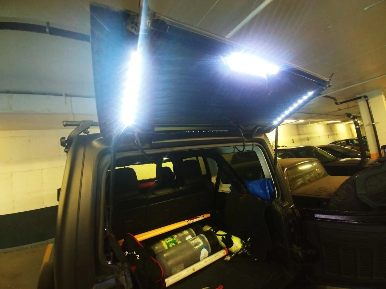 Jeep Wrangler JL Programmable tailgate LED lights R9-AvUQx824k0NIGql7JLY-nQh_IsBIgpPXbYul92AmbTuTXgHYVb8Fr_O4Nnv_NszyADjfpOUipQ_bki-=w1251-h938