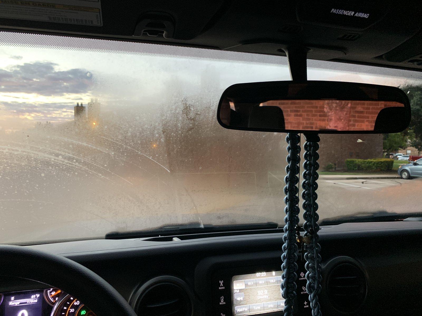 Jeep Wrangler JL Question regarding the Windsheld defrost 6C73BF53-71E8-4757-BC3B-91F45951F29F