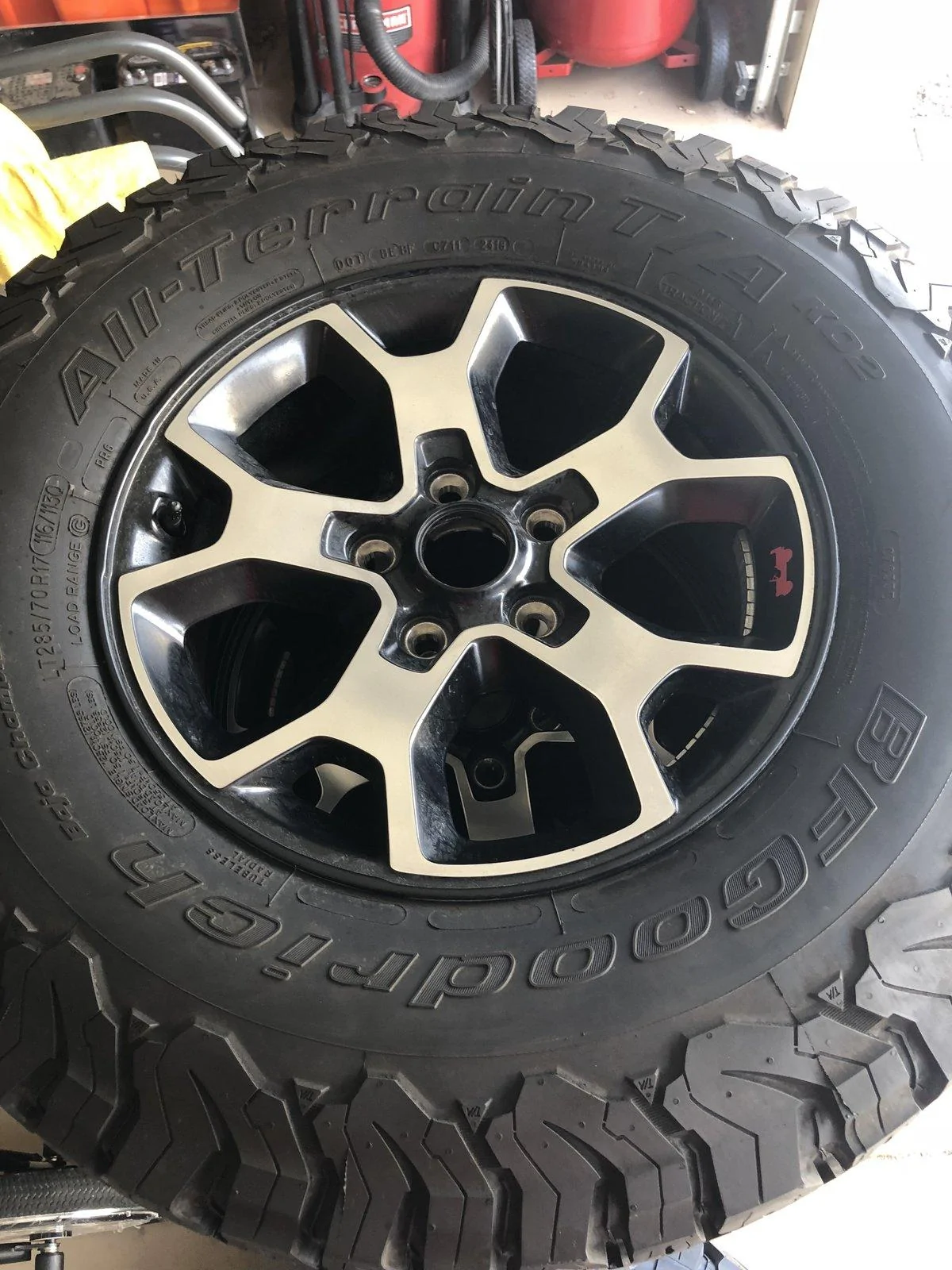 Jeep Wrangler JL 5 Rubicon Tire & Wheels $1k IMG_9911