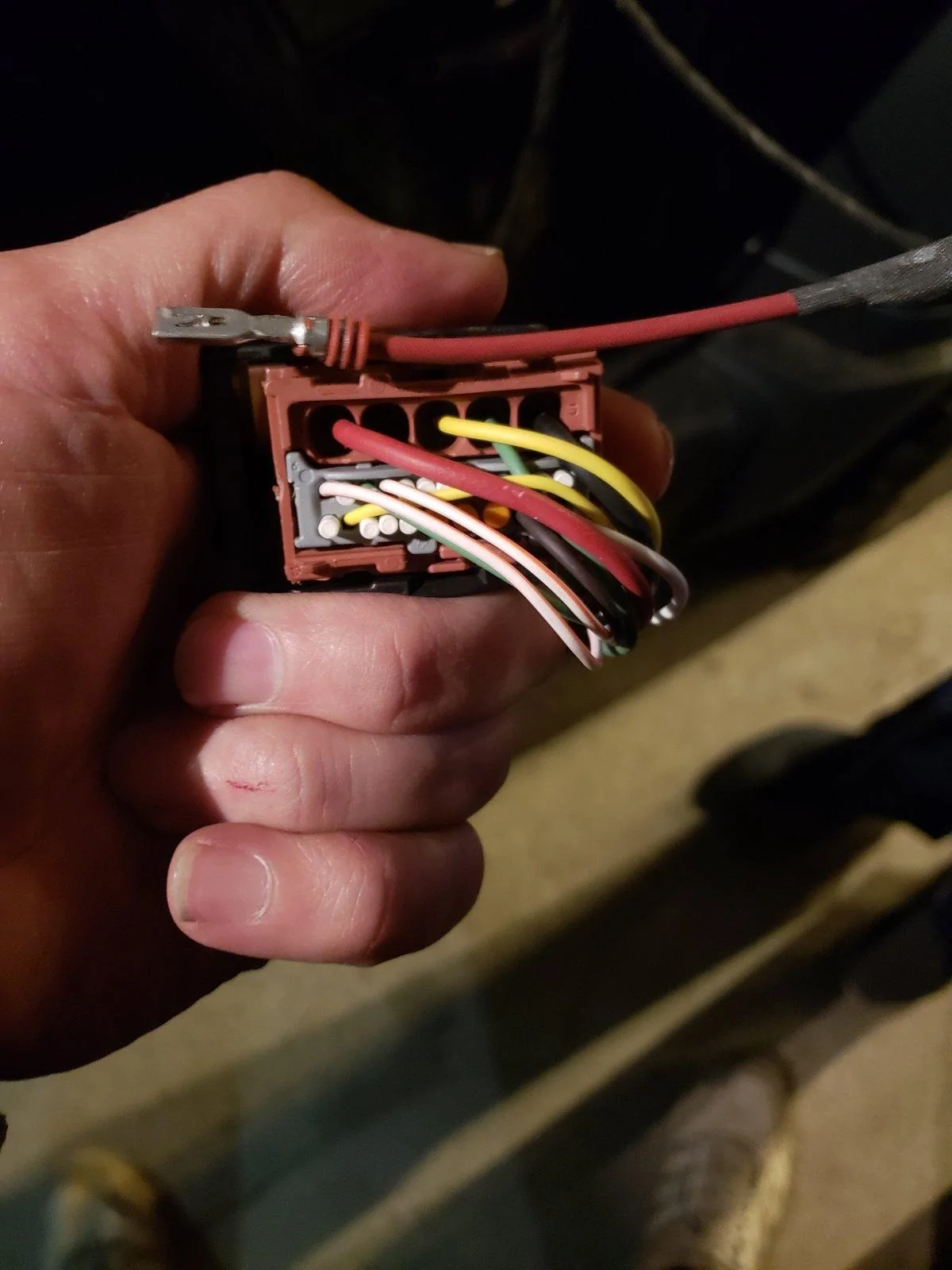 Jeep Wrangler JL Hitch wiring problem 20181012_201232