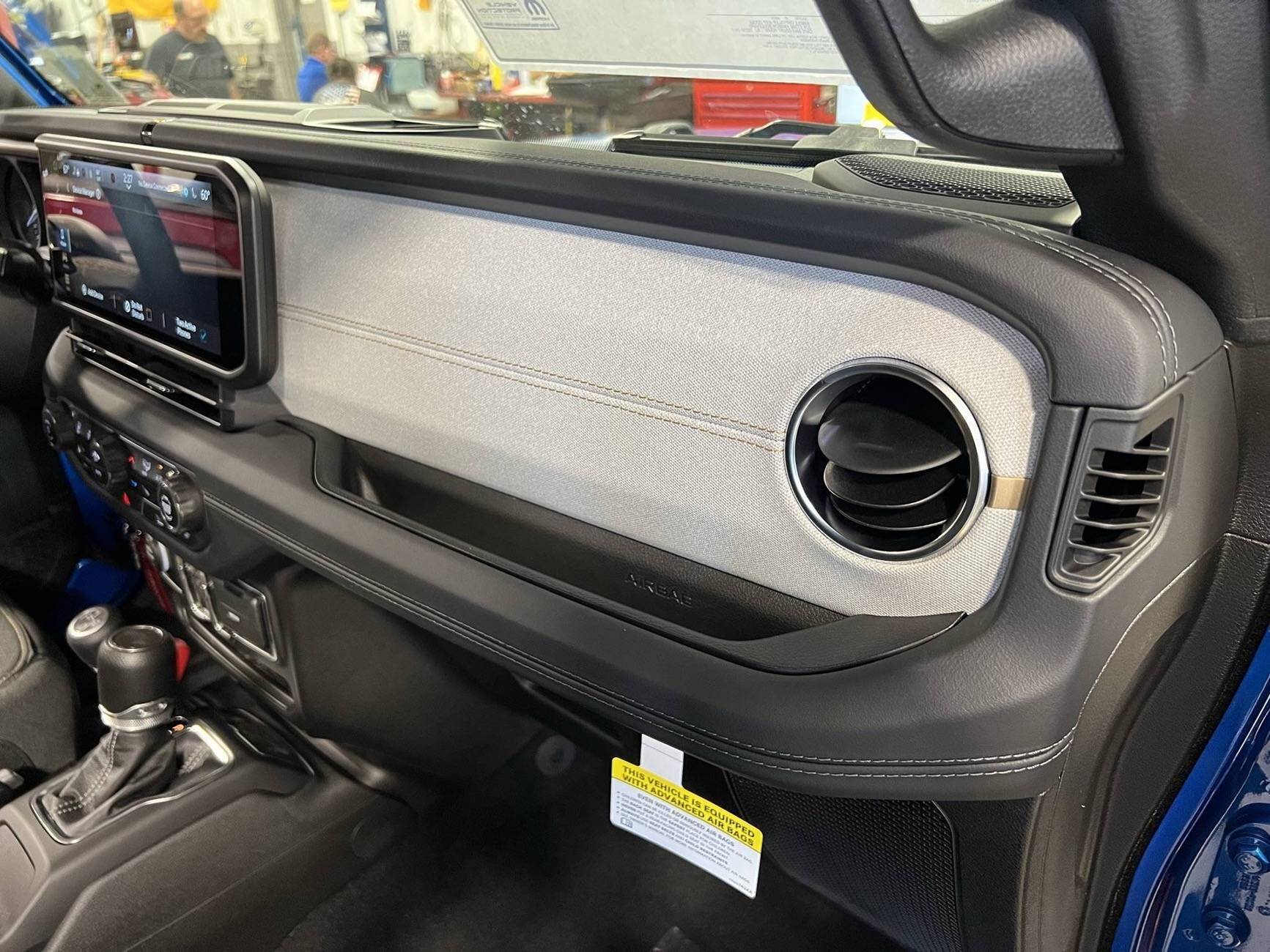 Jeep Wrangler JL Cloth dash... good or bad? 1741713572266-2