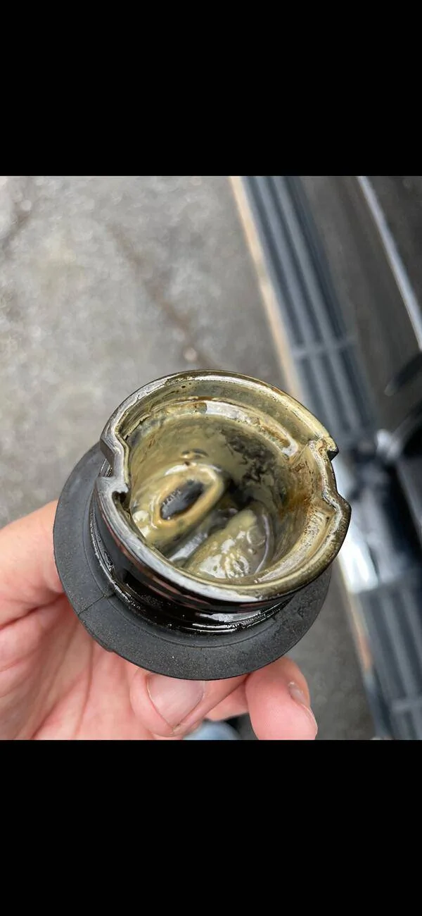 Jeep Wrangler JL Contamination in 2.0 engine IMG_5843