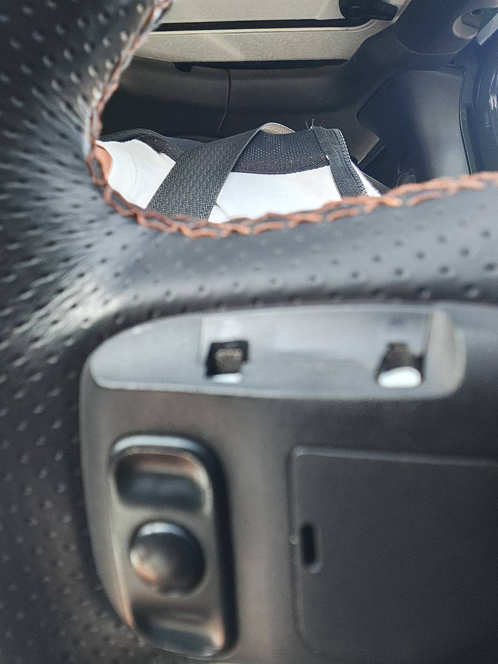 Jeep Wrangler JL Paddle Shifter Snapped Off 1000002654