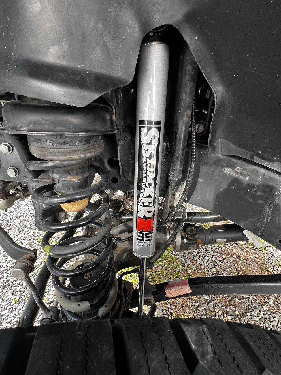 Jeep Wrangler JL Anyone running Skyjacker m95 shocks? Thoughts? IMG_1433