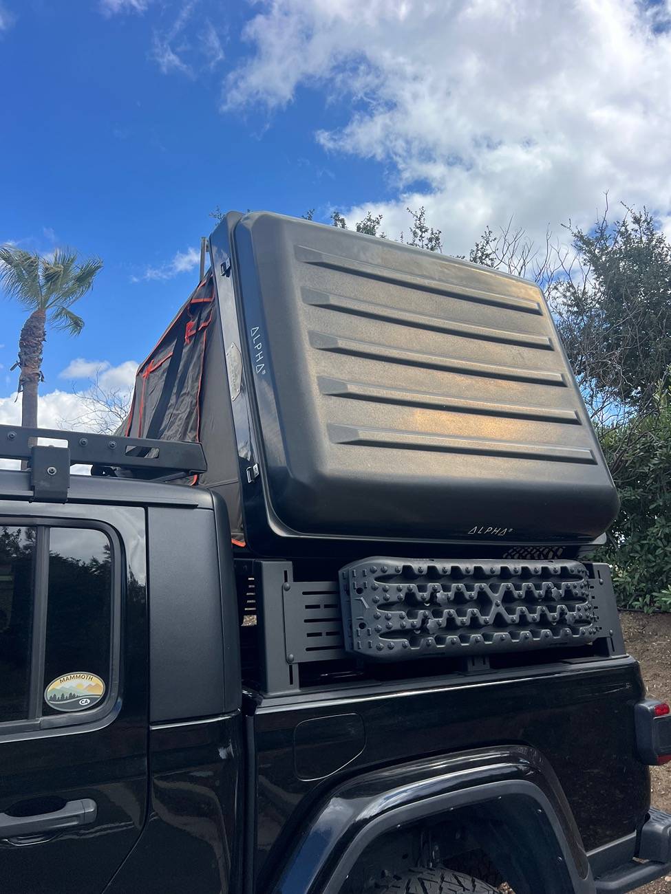 Jeep Wrangler JL Tuff Stuff Alpha 2 Hardshell Rooftop + Annex IMG_1974