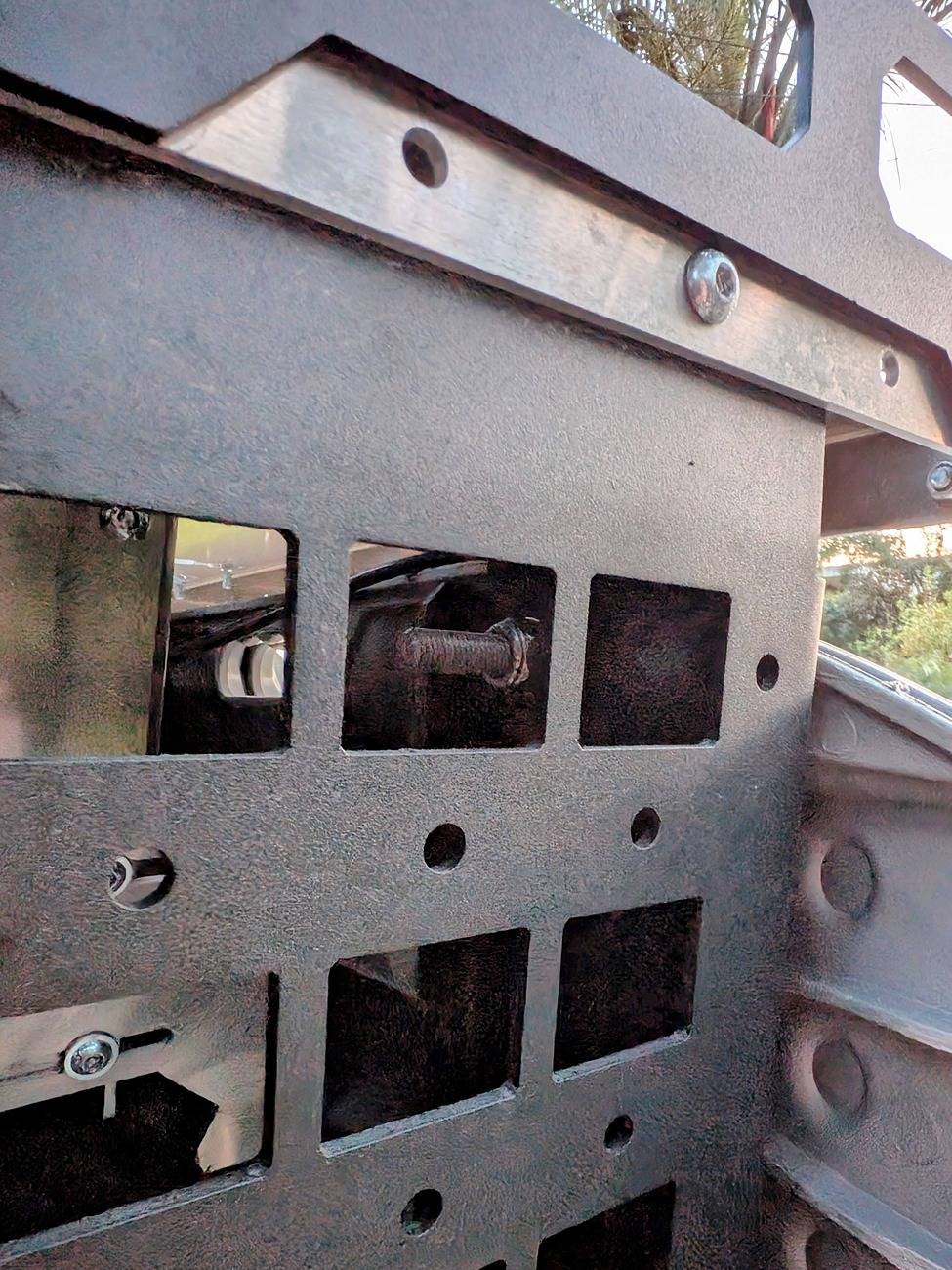 Jeep Wrangler JL Mass spare tire platform rack PXL_20250317_021206812-EDIT