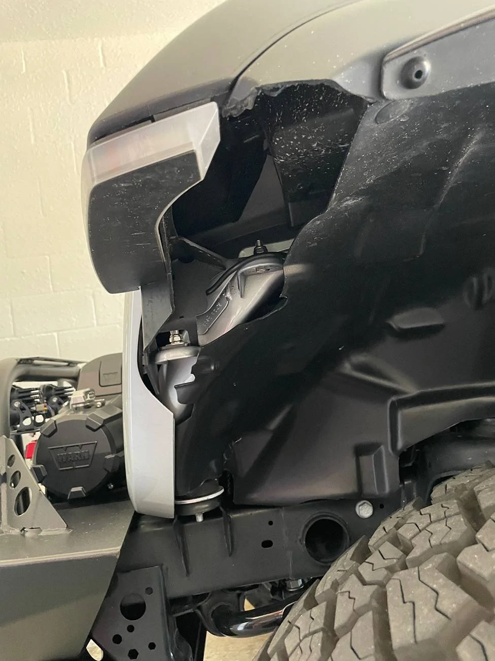 Jeep Wrangler JL Best fender chop??? IMG_4026