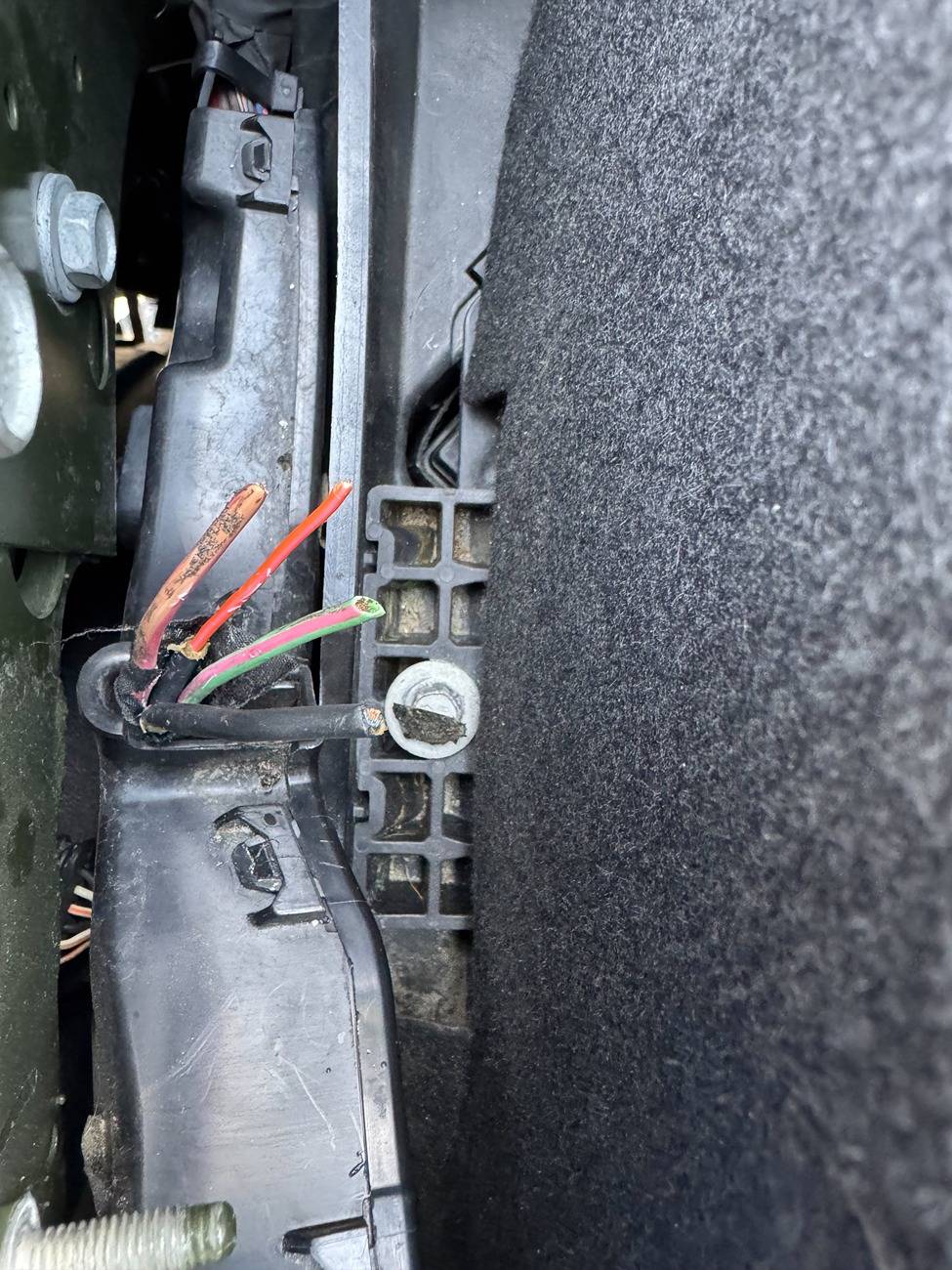 Jeep Wrangler JL Aux Switch wire loom assistance Wire Harness 4 wires