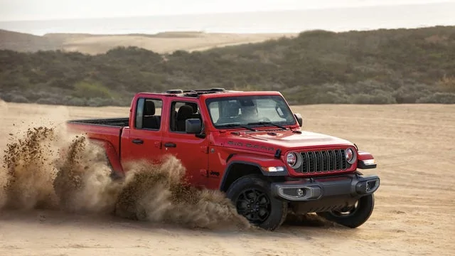 Jeep Wrangler JL Heavy Duty Jeep Gladiator Concept ator-big-bear-edition-67dc260d3dacf.jpg?crop=1xw:0