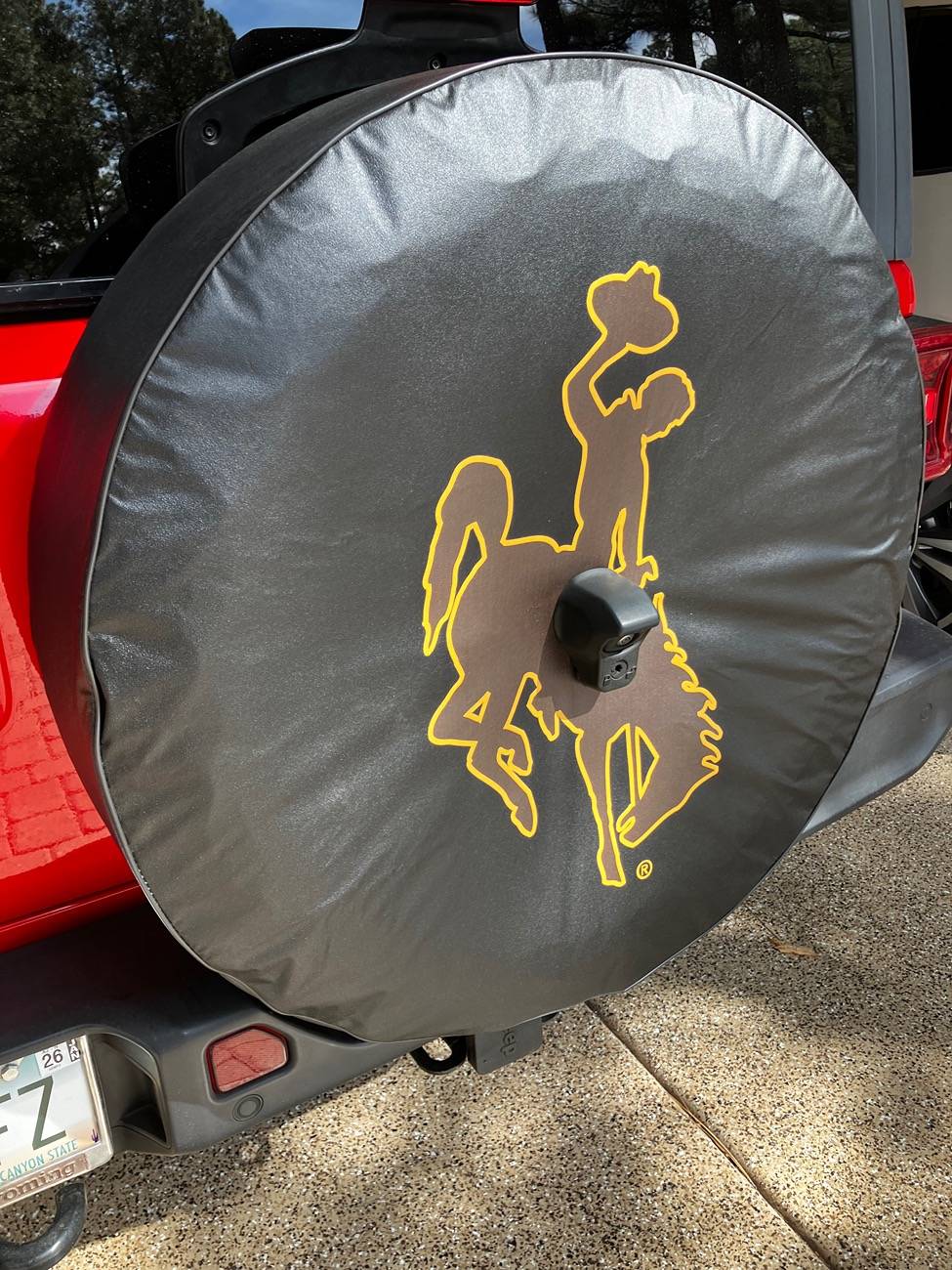 Jeep Wrangler JL Spare tire covers? IMG_5839