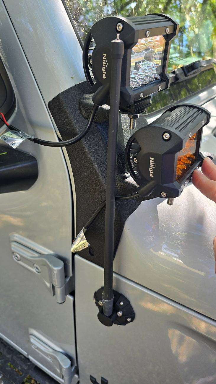 Jeep Wrangler JL Nilight cube lights install on a pillar 20250328_132905