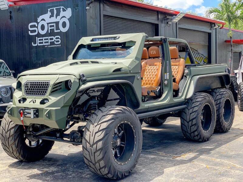 Jeep Wrangler JL Cosmo Mud Kicker Tires 7325AB80-6881-46FE-840E-23F2B5AFD6ED