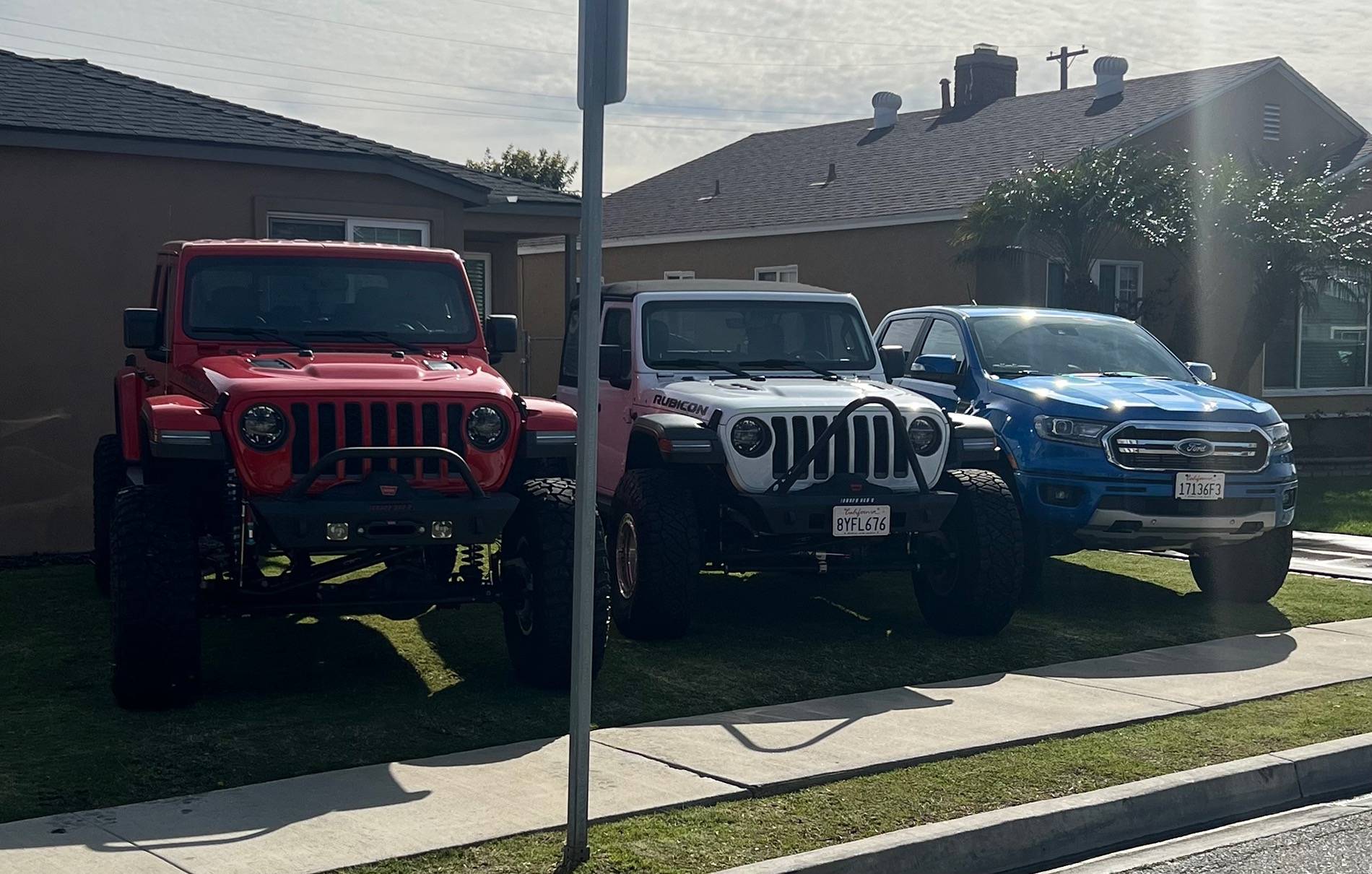 Jeep Wrangler JL Jeeps parking next to Jeeps... post yours! IMG_9461