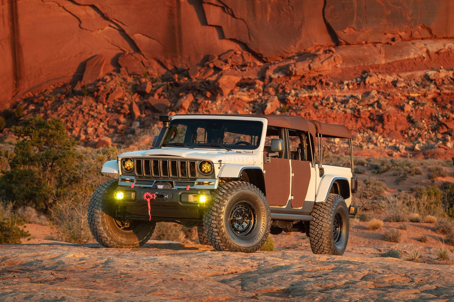 Jeep Wrangler JL 2025 Easter Jeep Safari Concepts Unveiled CN025_020JP