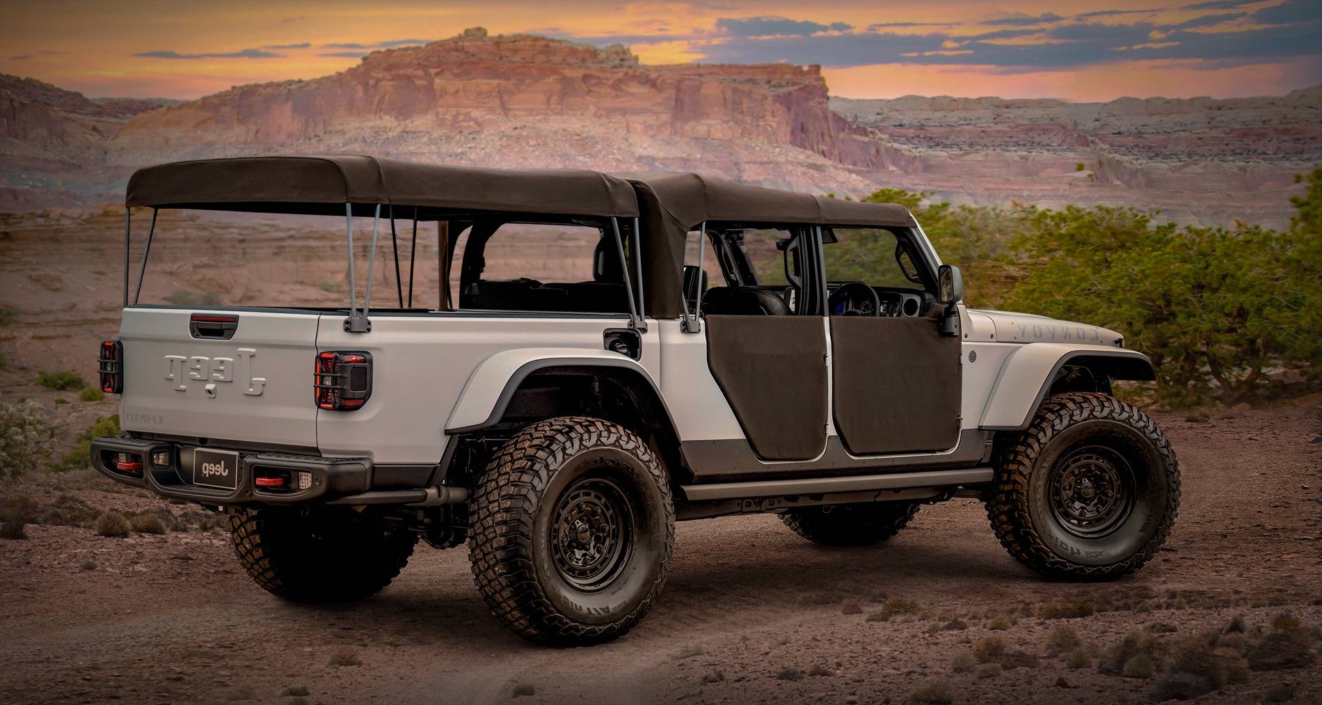 Jeep Wrangler JL 2025 Easter Jeep Safari Concepts Unveiled CN025_014JP