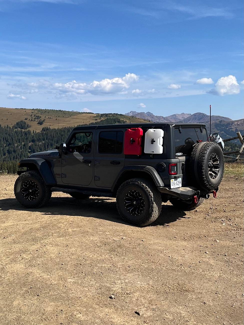 Jeep Wrangler JL Show us your Jeep's rear storage setups IMG_5199