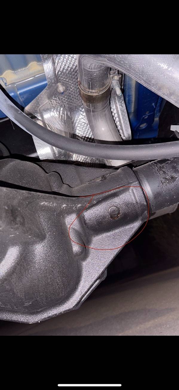 Jeep Wrangler JL How bad is this diff leak? IMG_0128