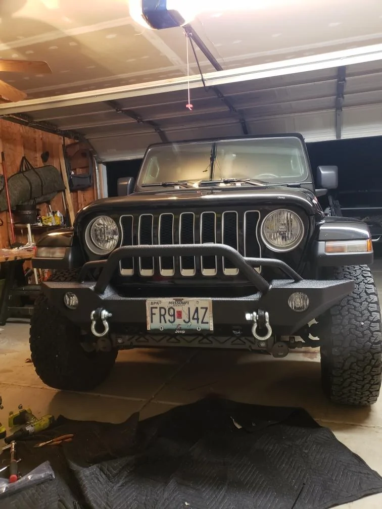 Jeep Wrangler JL Rubicon vs. Sport S part0(10)