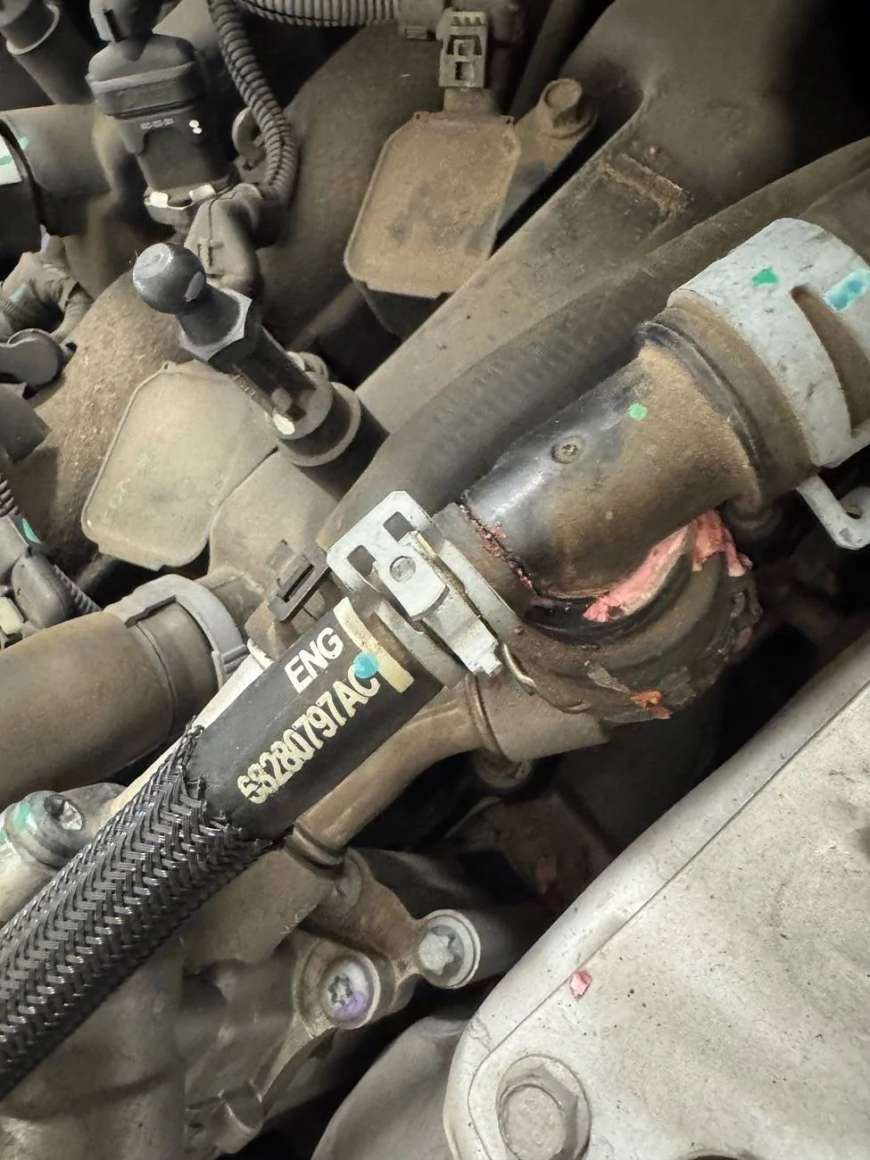 Jeep Wrangler JL Coolant line came off, need help identifying part IMG_9685