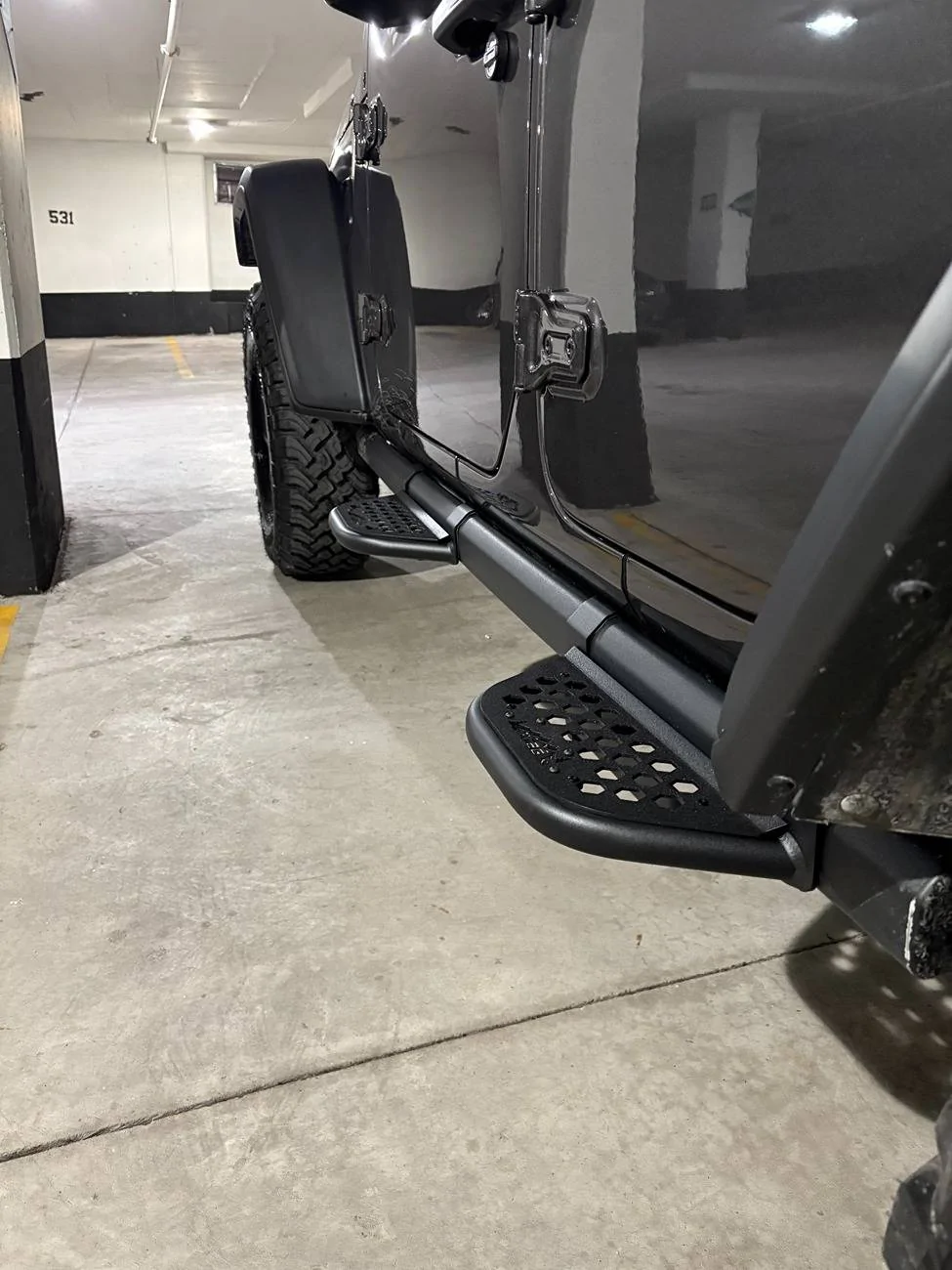 Jeep Wrangler JL IAG EZ Steps installed IMG_1885