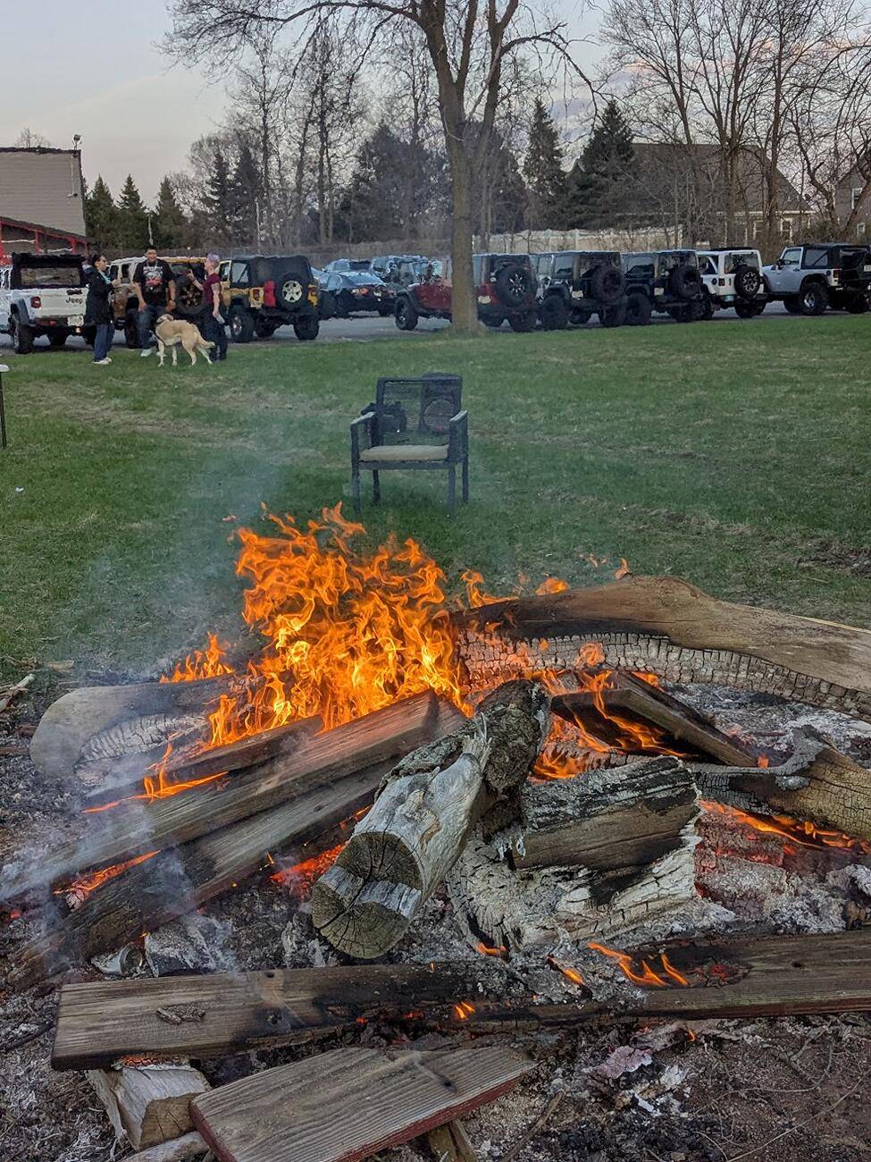 Jeep Wrangler JL Jeeps parking next to Jeeps... post yours! 1745534257696-o4