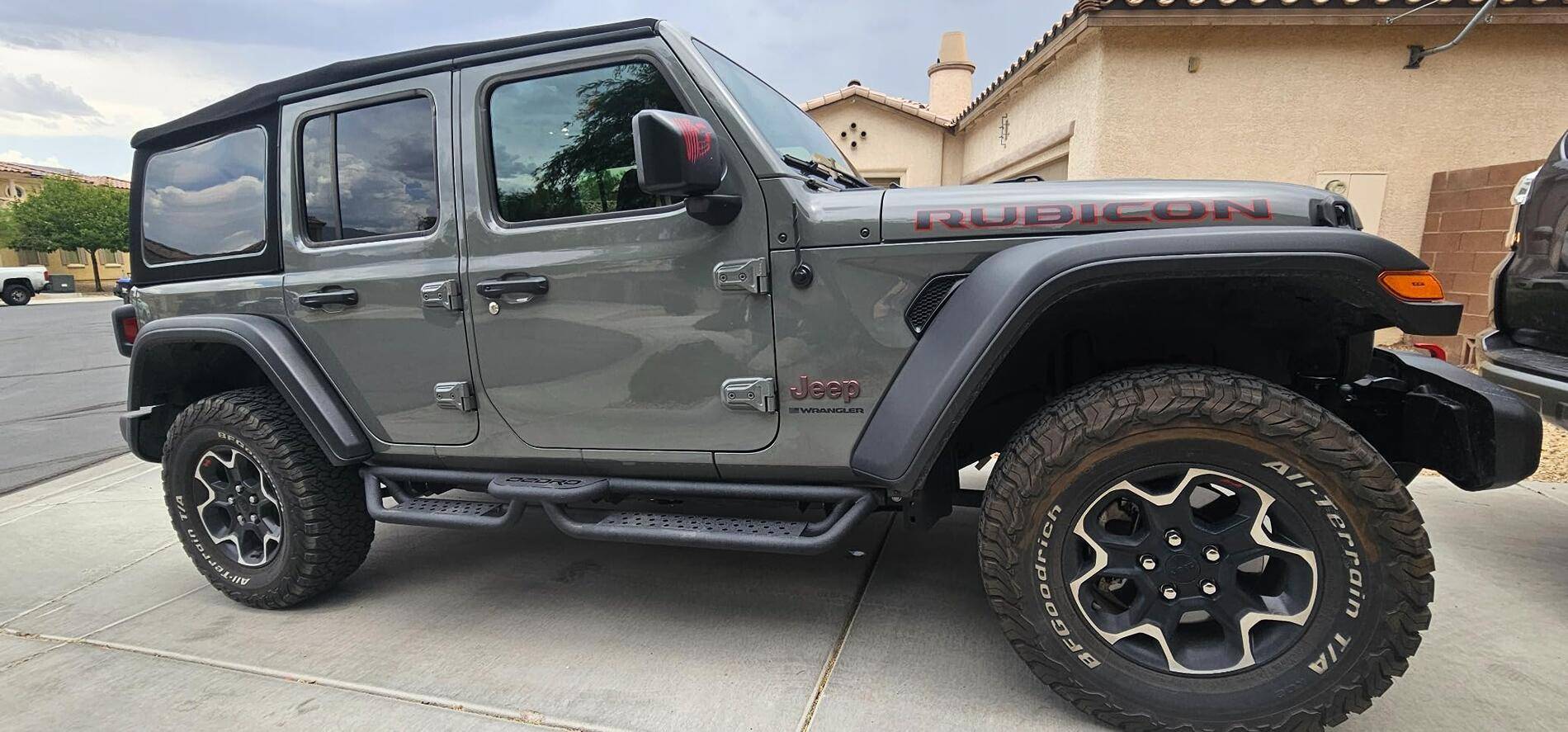 Jeep Wrangler JL What steps are these? 1745604742887-6u