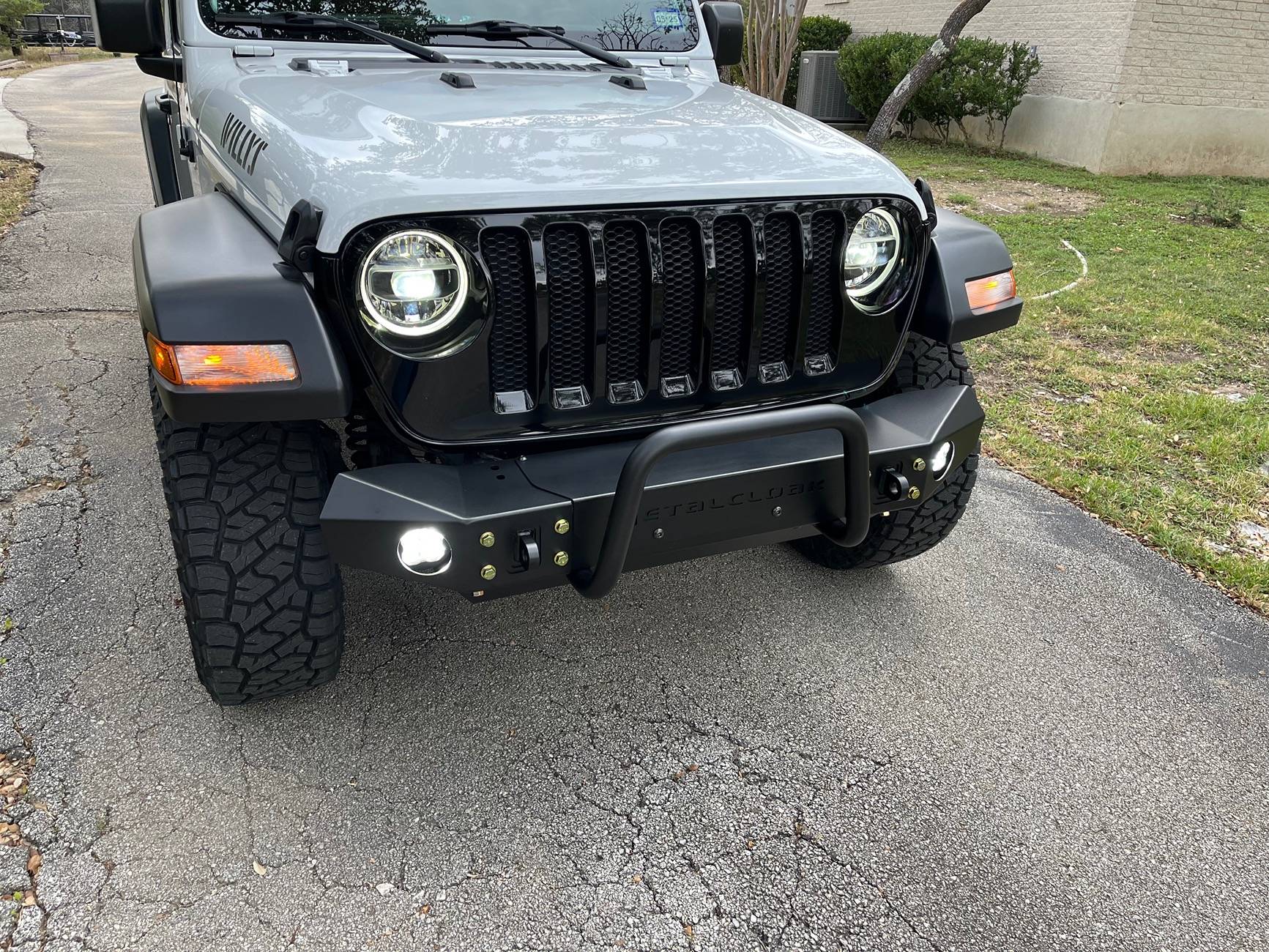 Jeep Wrangler JL Let me see your front bumper. IMG_2310