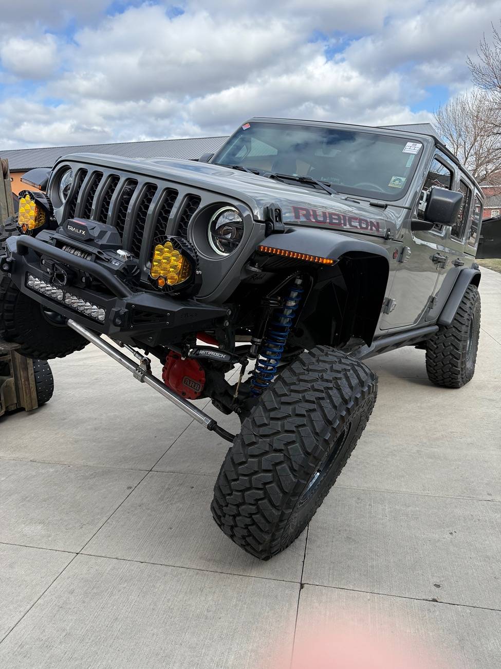 Jeep Wrangler JL Let me see your front bumper. IMG_1406