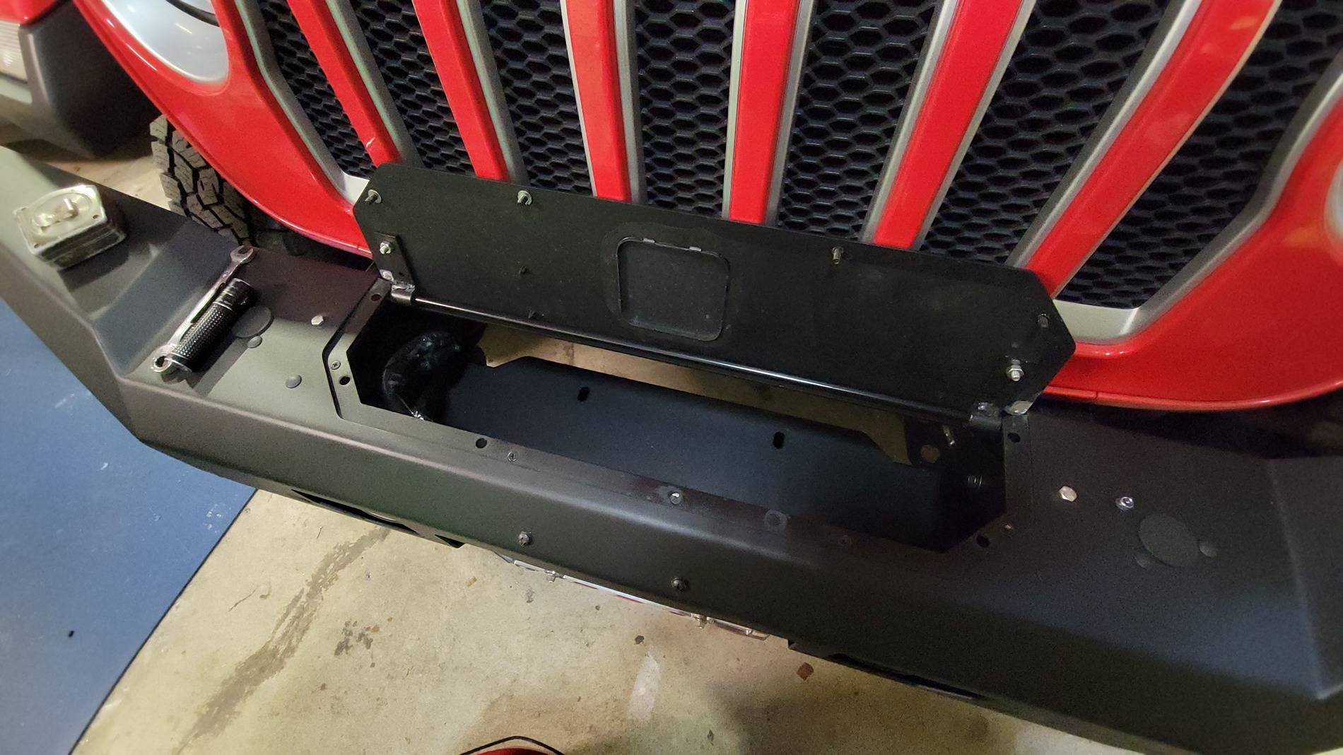 Jeep Wrangler JL Let me see your front bumper. 20240210_120344