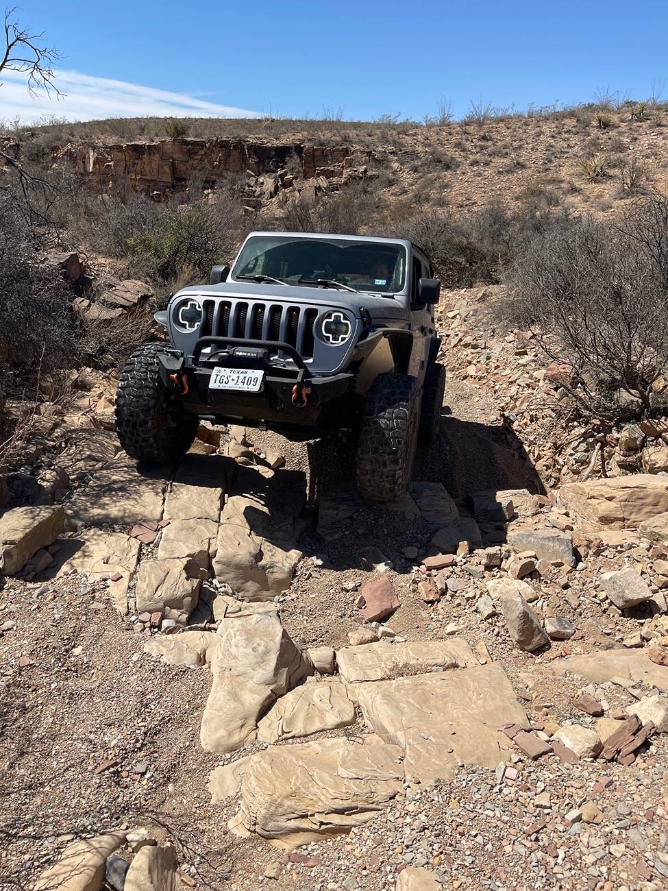 Jeep Wrangler JL Let me see your front bumper. IMG_3720