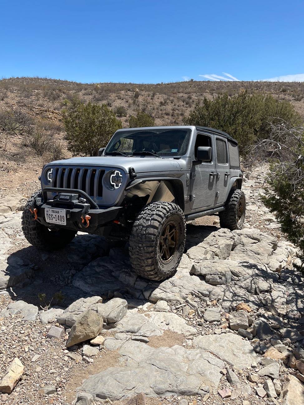 Jeep Wrangler JL Let me see your front bumper. IMG_3730