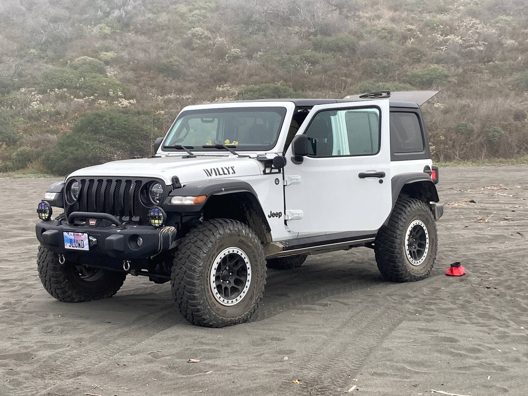 Jeep Wrangler JL Let me see your front bumper. IMG_3585.JPG