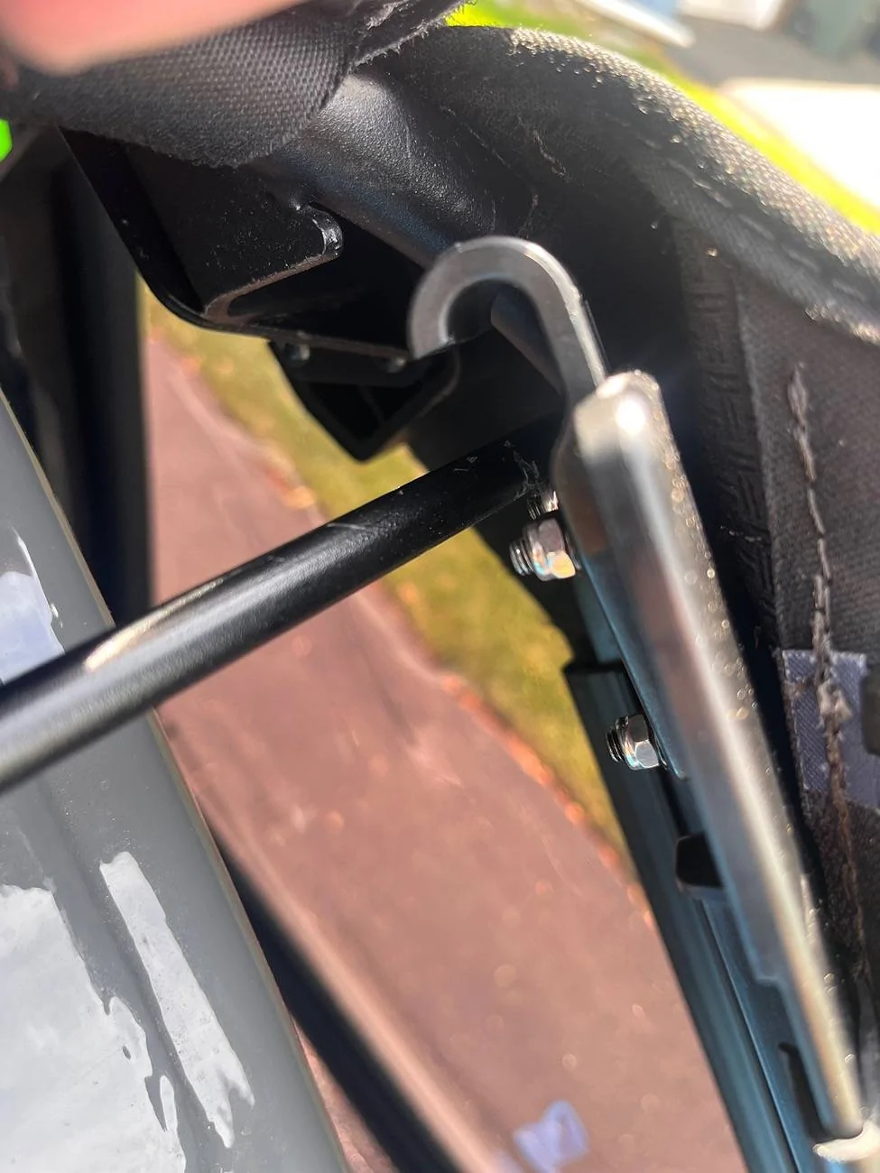 Jeep Wrangler JL Bestop Trektop NX install question IMG_9399