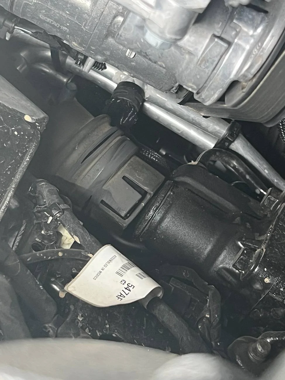 Jeep Wrangler JL Steering shaft boot crack + fluid leak IMG_6997
