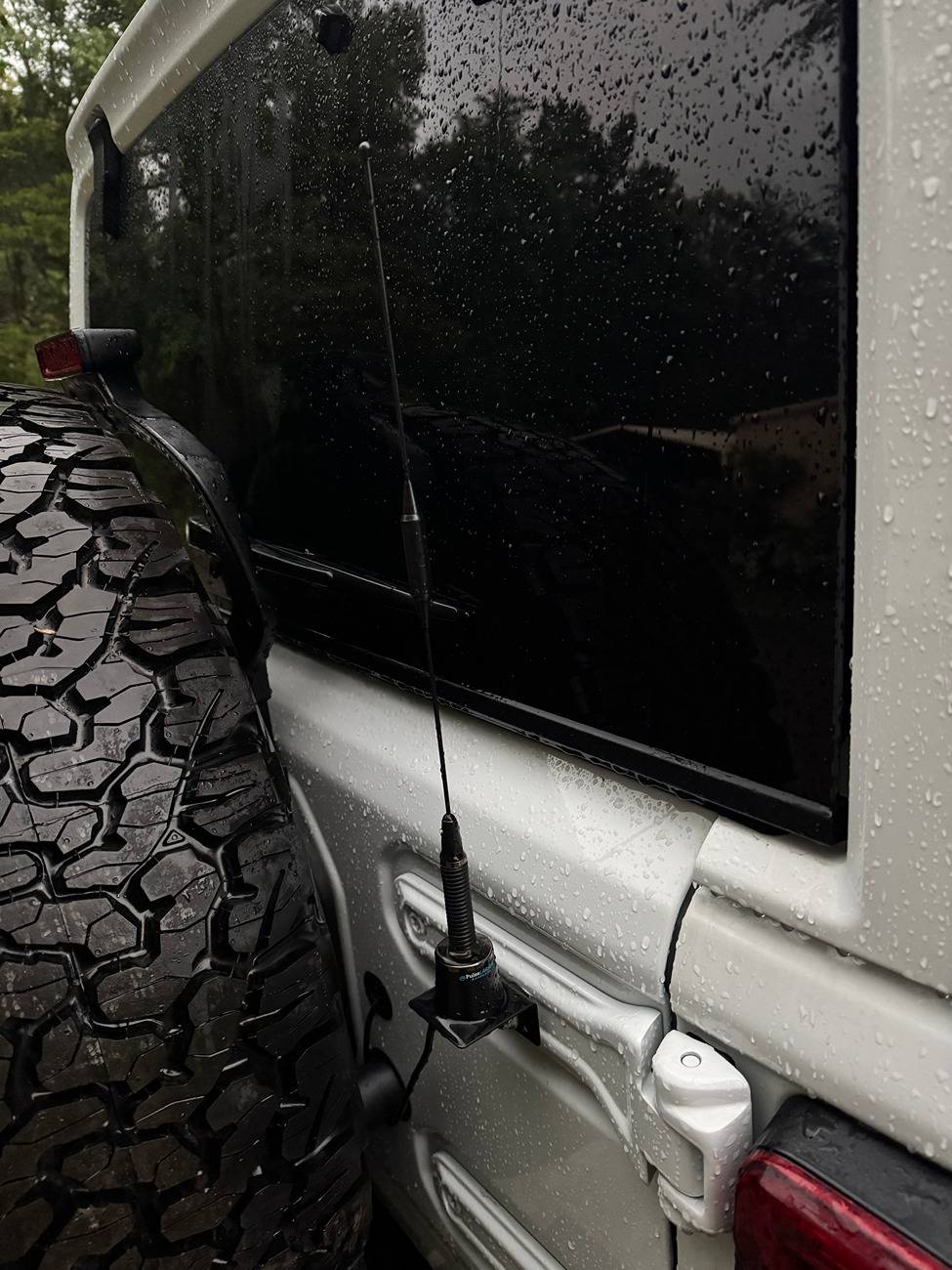 Jeep Wrangler JL DIY GMRS antenna mount IMG_1259