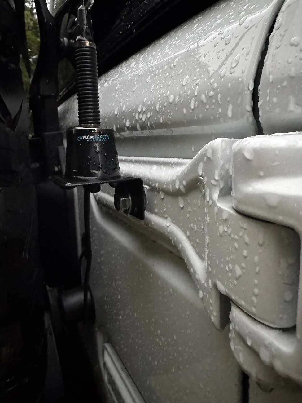 Jeep Wrangler JL DIY GMRS antenna mount IMG_1260