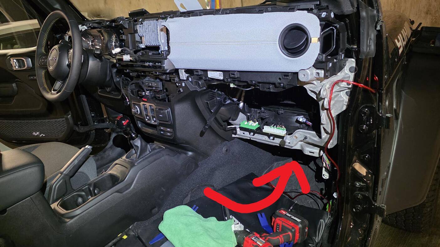 Jeep Wrangler JL Firewall Wiring Harness Question 1-pn