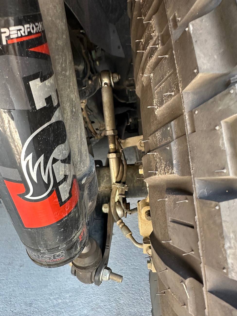 Jeep Wrangler JL Rear Sway Bar Link Install Help IMG_0711