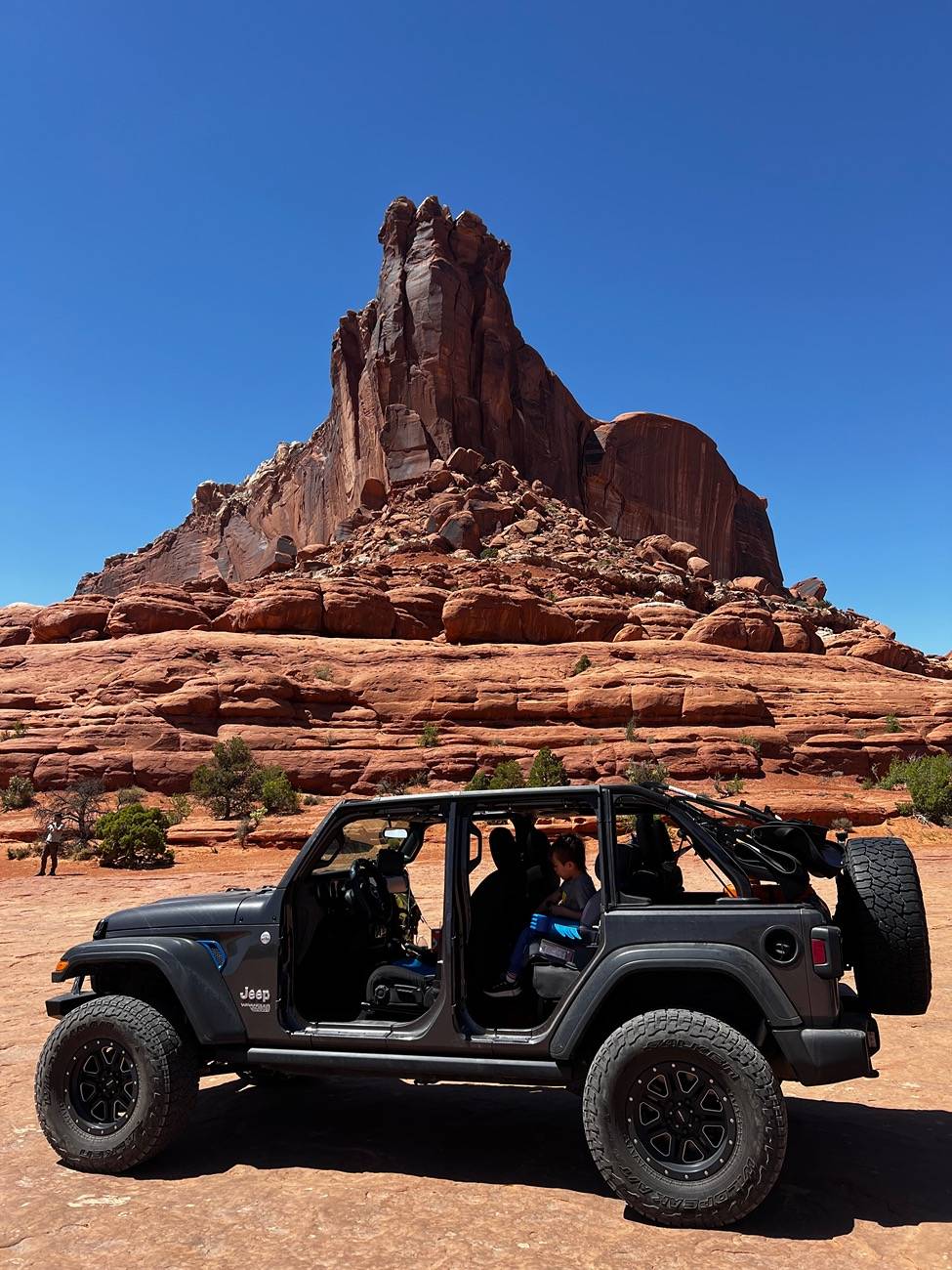 Jeep Wrangler JL Need help quick if possible cooling/antifreeze issue IMG_2257