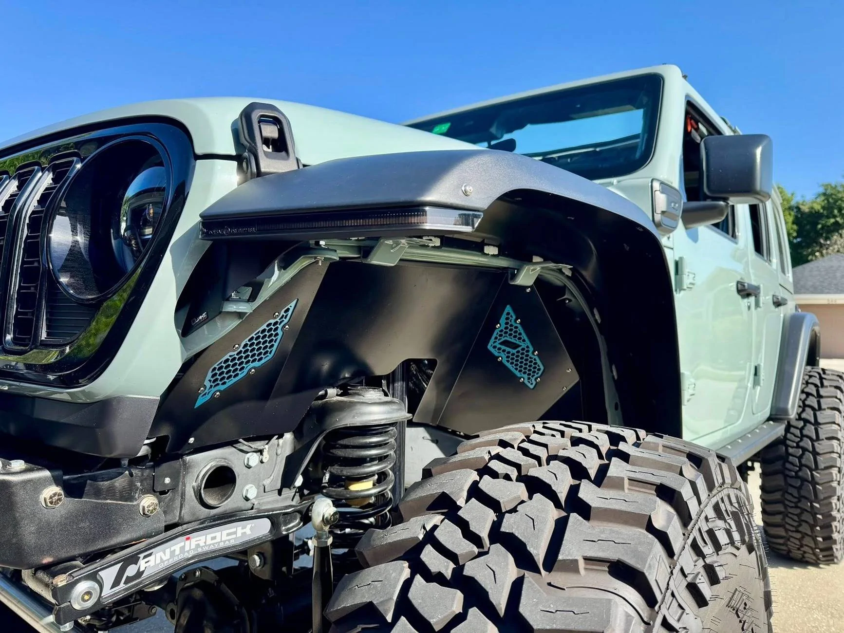 Jeep Wrangler JL Back in the family, Earl 4XE Build! 494634419_10171791335905195_5540651609430013811_n