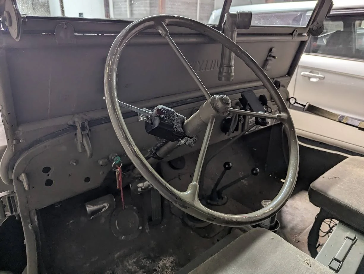 Jeep Wrangler JL So how does one lock the tailgate when the battery is dead? PXL_20250502_215122314