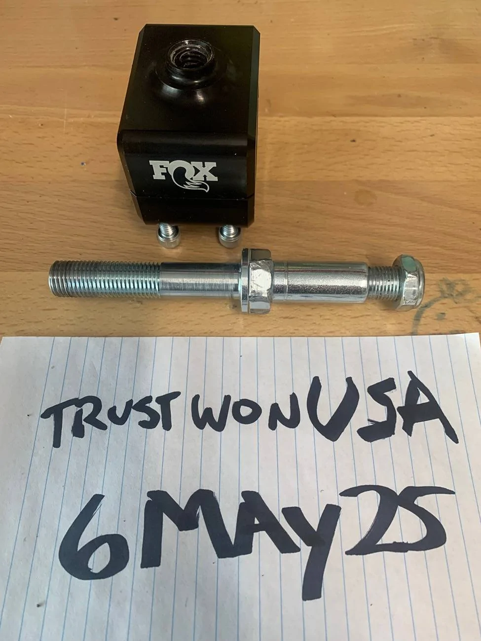 Jeep Wrangler JL Fox steering stabilizer HW IMG_4322