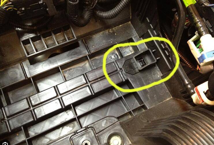Jeep Wrangler JL MAIN BATTERY REPLACEMENT TALK  - JL/JT 1746932612706-7e