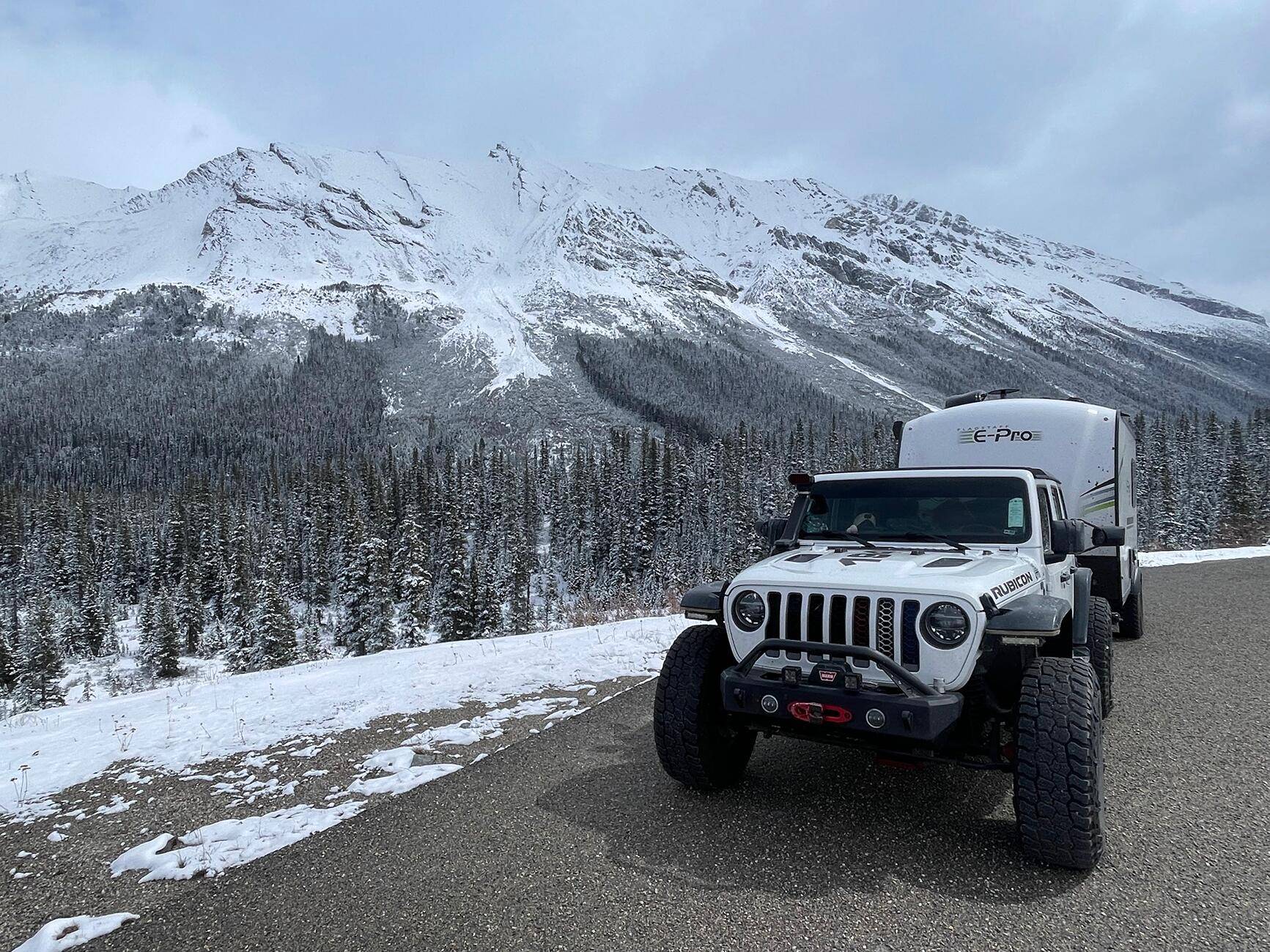 Jeep Wrangler JL Gratuitous towing pics 1746971945504-03