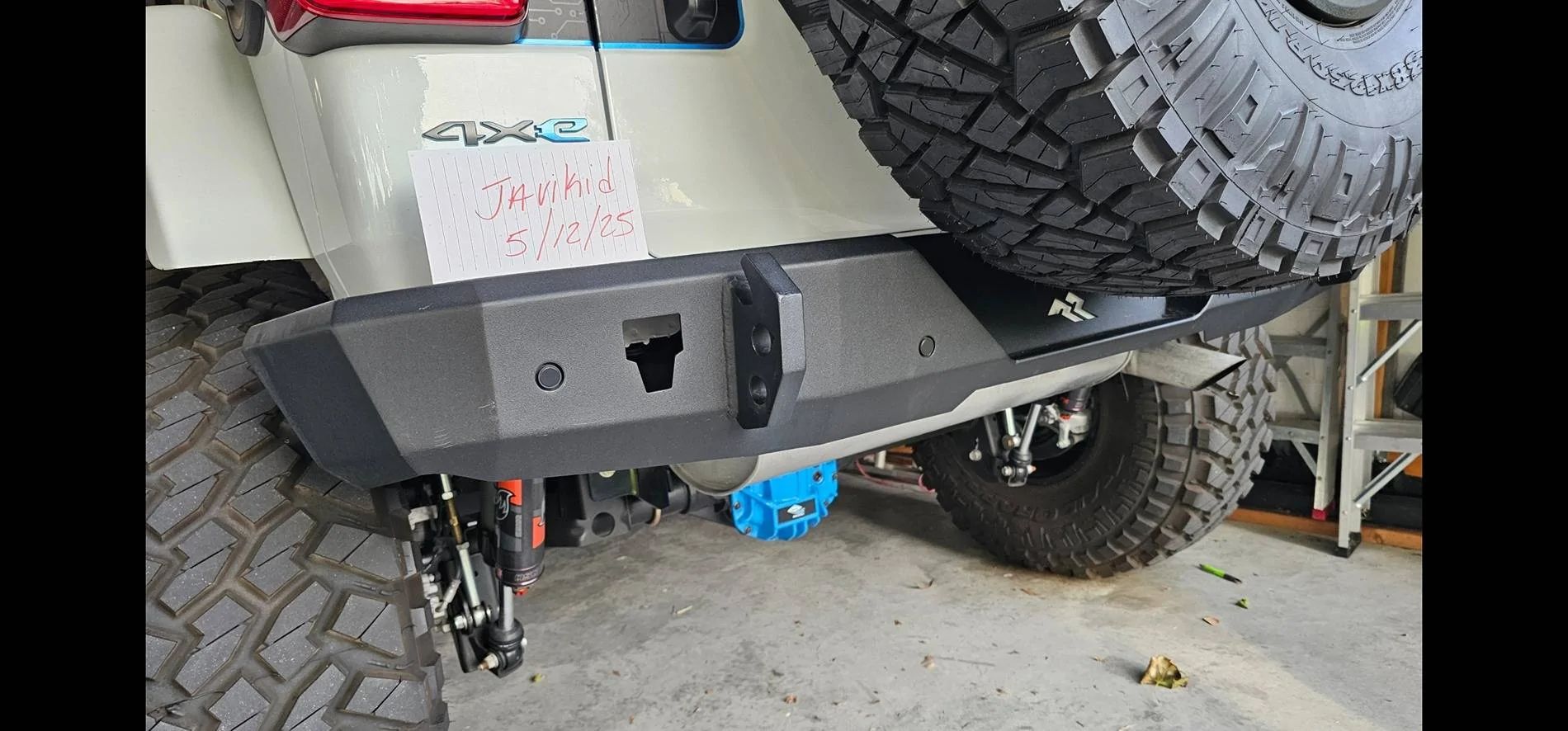 Jeep Wrangler JL Rugged Ridge Bumpers Set $875 Screenshot_20250512_194339_Gallery