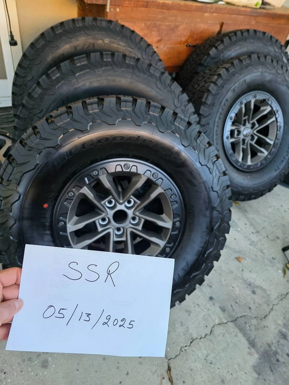 Jeep Wrangler JL 2024 392 Final Edition Wheels/Tires 20250513_192256