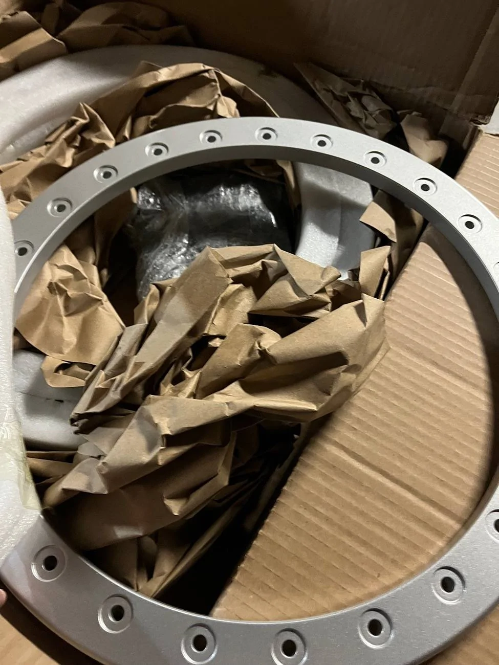 Jeep Wrangler JL XR factory bead lock rings IMG_9424
